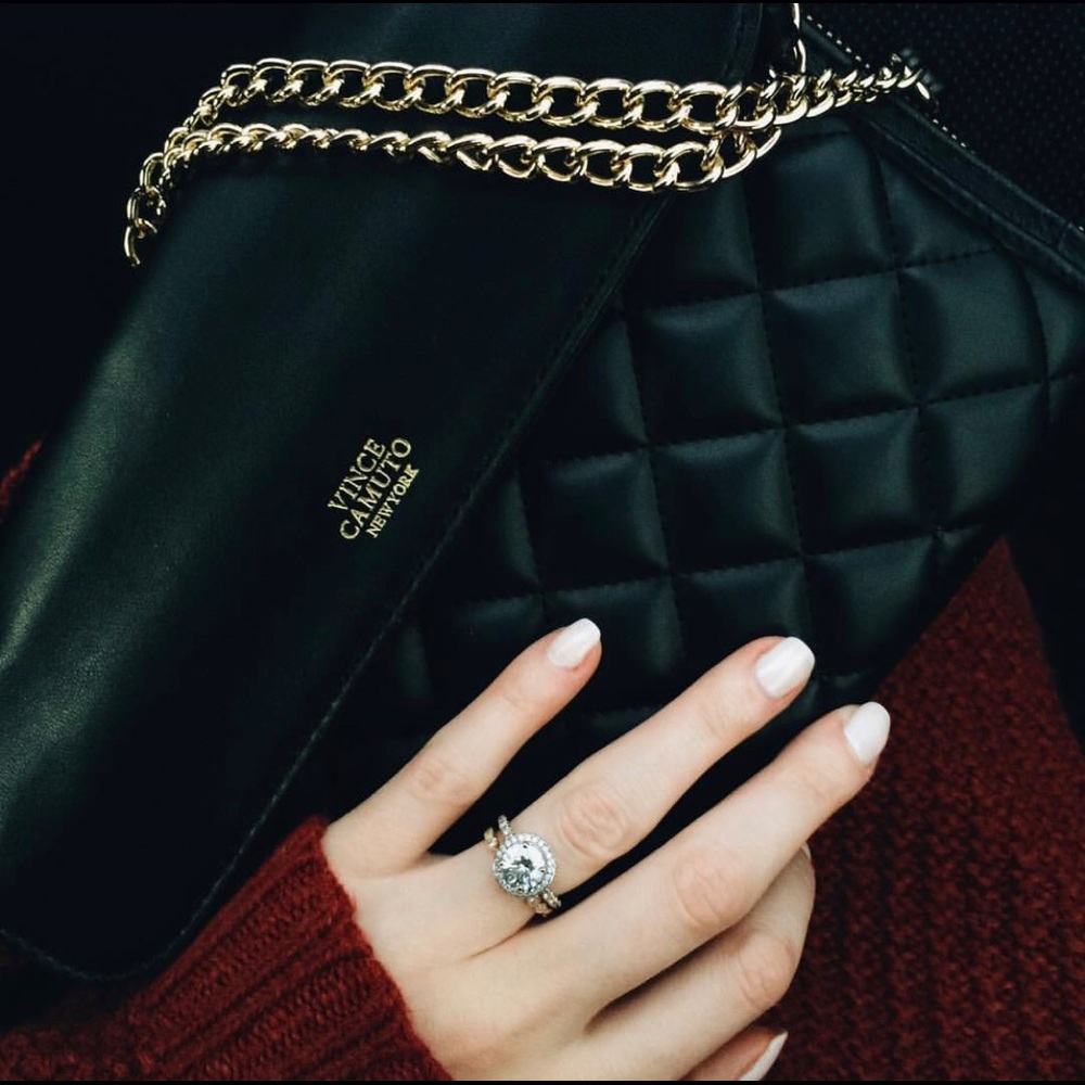 ✨Blk + Gold Vince Camuto Purse